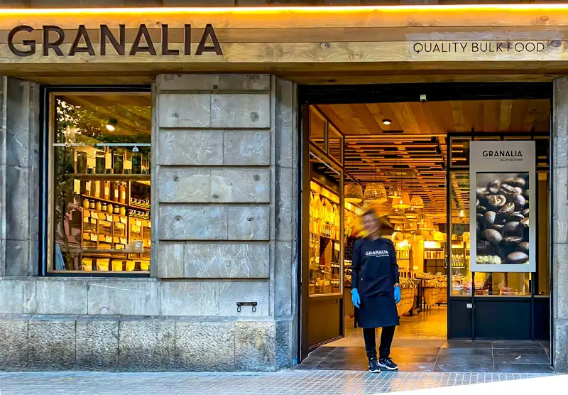 Proyecto de franquicia para GRANALIA en Mallorca: proyecto de ADC Espacios en Galicia