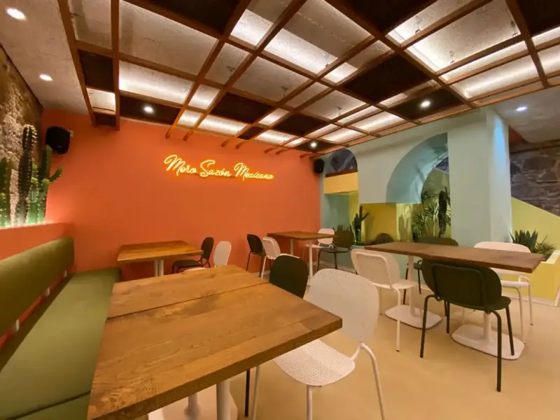 Interiorismo-Restaurante-Mejicano-Santiago-Galicia